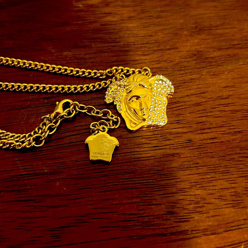 Medusa necklace